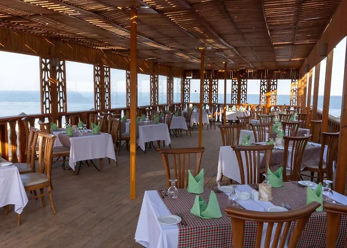 Parrotel 5*