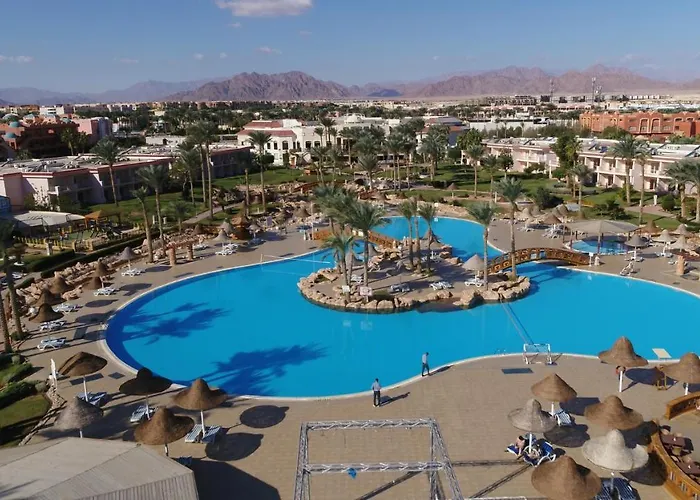 Parrotel Resort