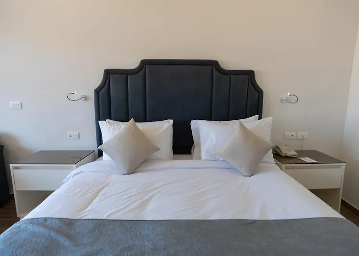 Parrotel Resort