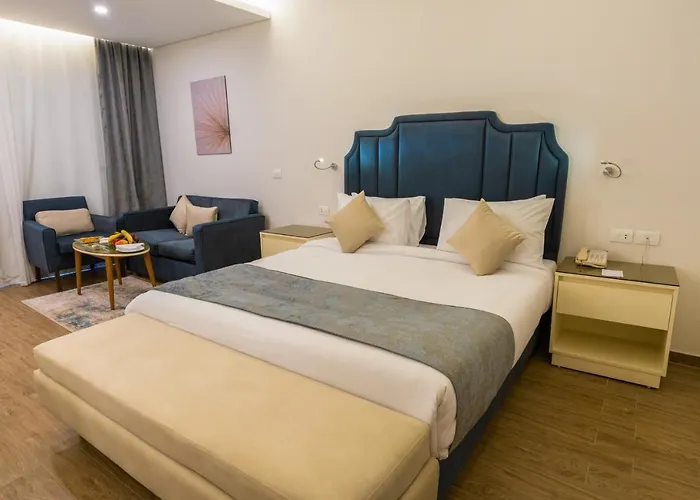 Resort Parrotel 5*