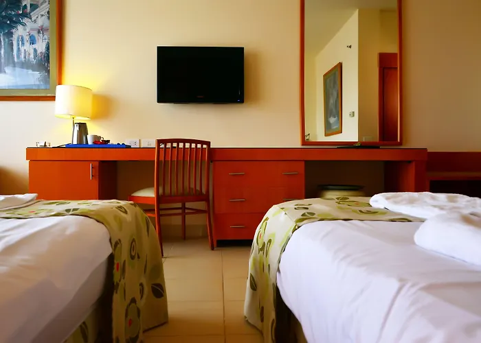 Parrotel 5*