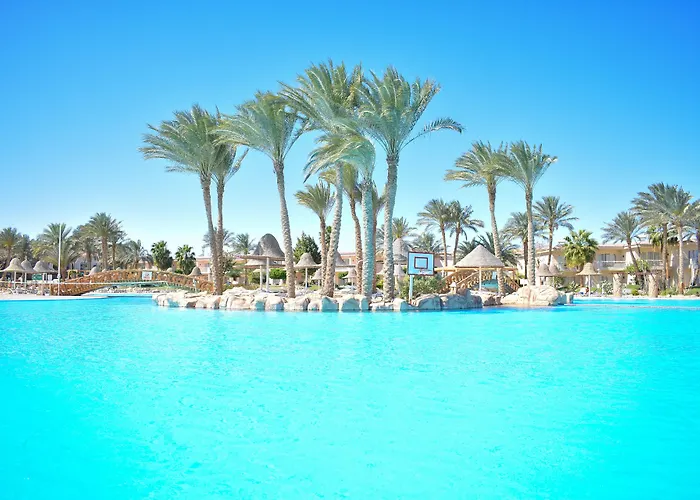 Resort Parrotel 5*