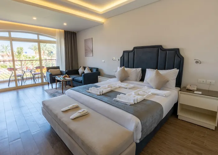 Parrotel 5*